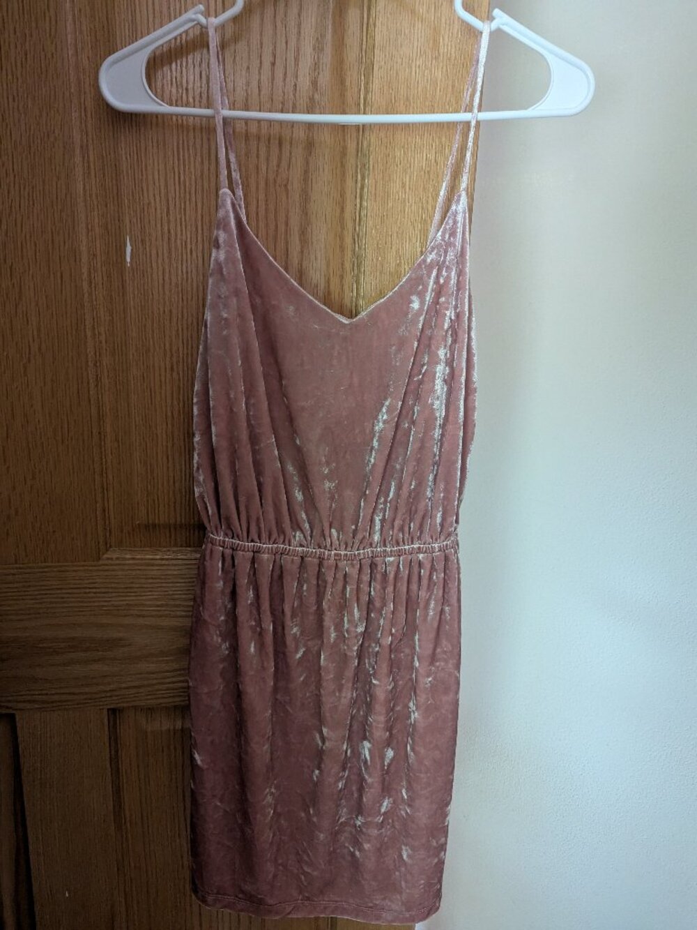Dusty pink velvet size S forever 21 dress